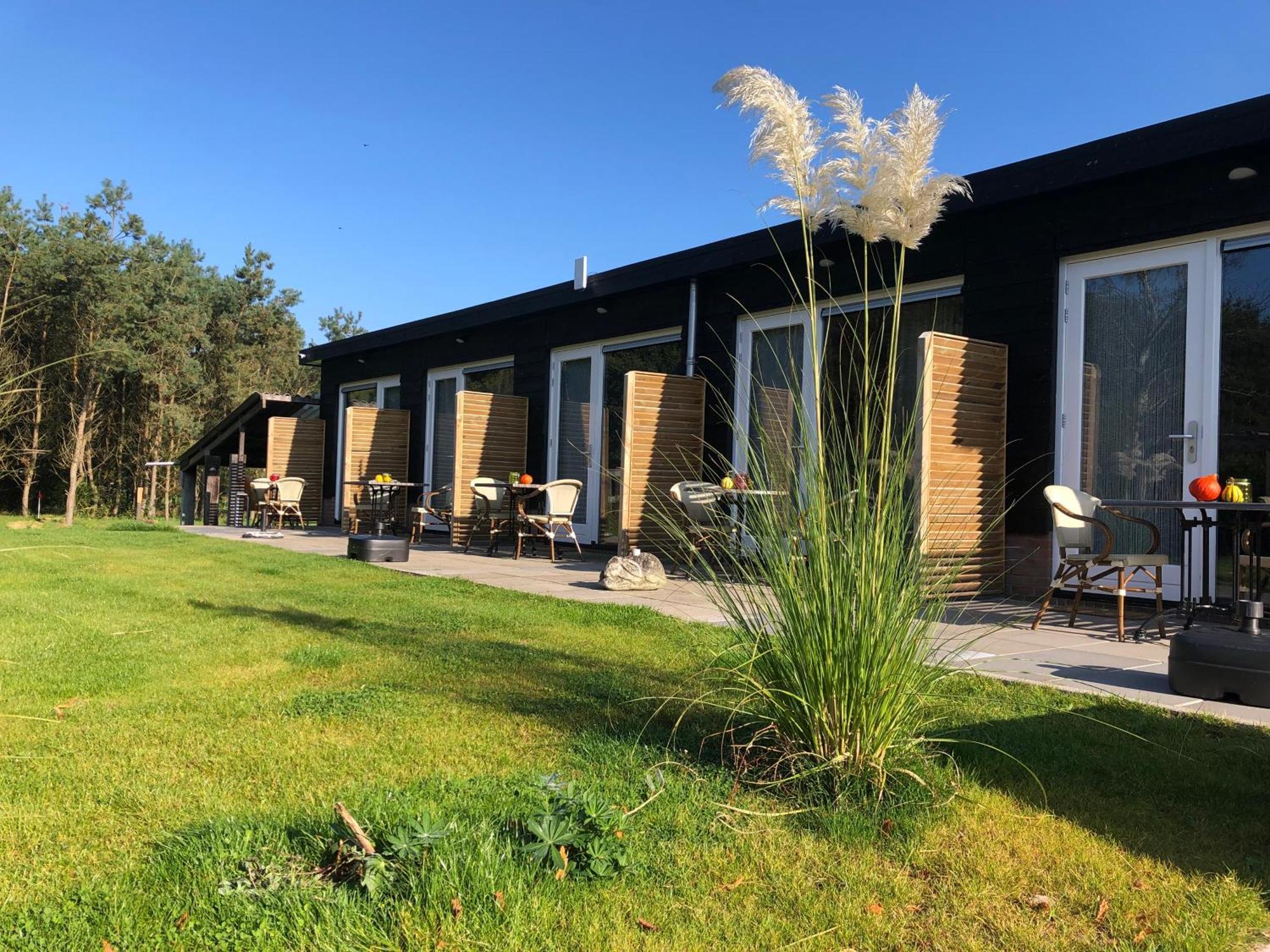 Natuur Lodge Blesdijke Exterior photo